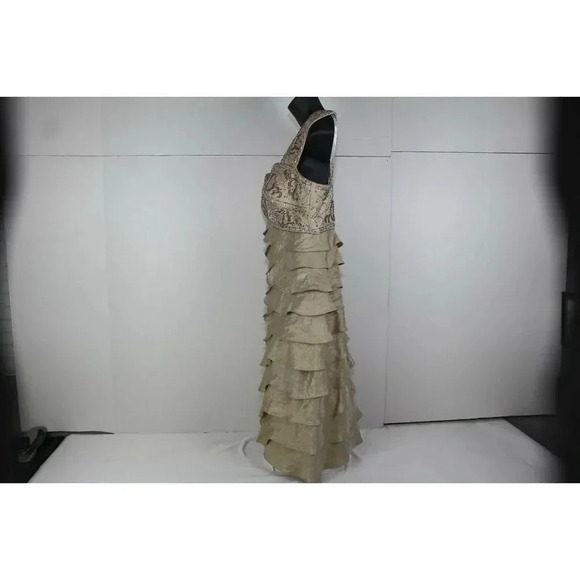 IGNITE EVENINGS By Carol Lin Gold Beaded Desinger Cocktail Dress - Size 6 - Picture 8 of 10